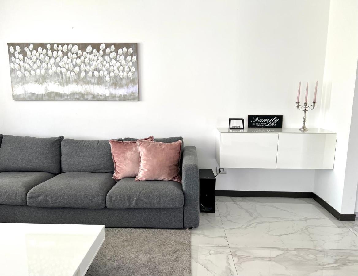 Paganini Suites And Apartments Sirmione Ngoại thất bức ảnh