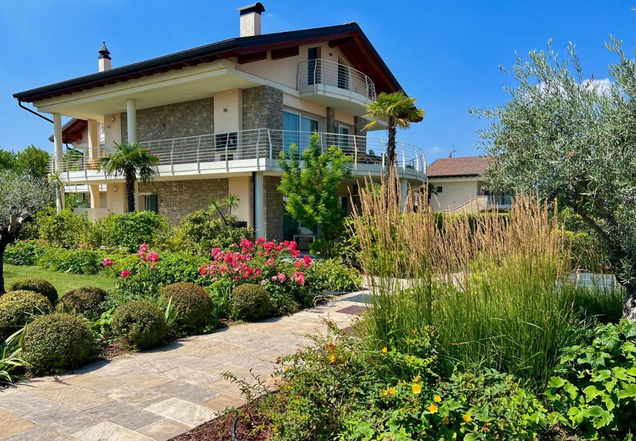 Paganini Suites And Apartments Sirmione Ngoại thất bức ảnh