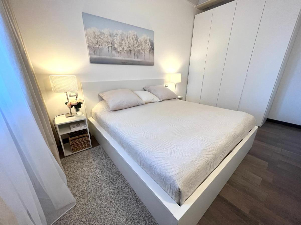 Paganini Suites And Apartments Sirmione Ngoại thất bức ảnh